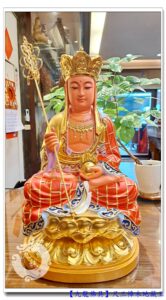 Read more about the article 【尺三樟木彩繪地藏王】優質慈悲地藏王前往香港跟九龍好朋友師兄會合